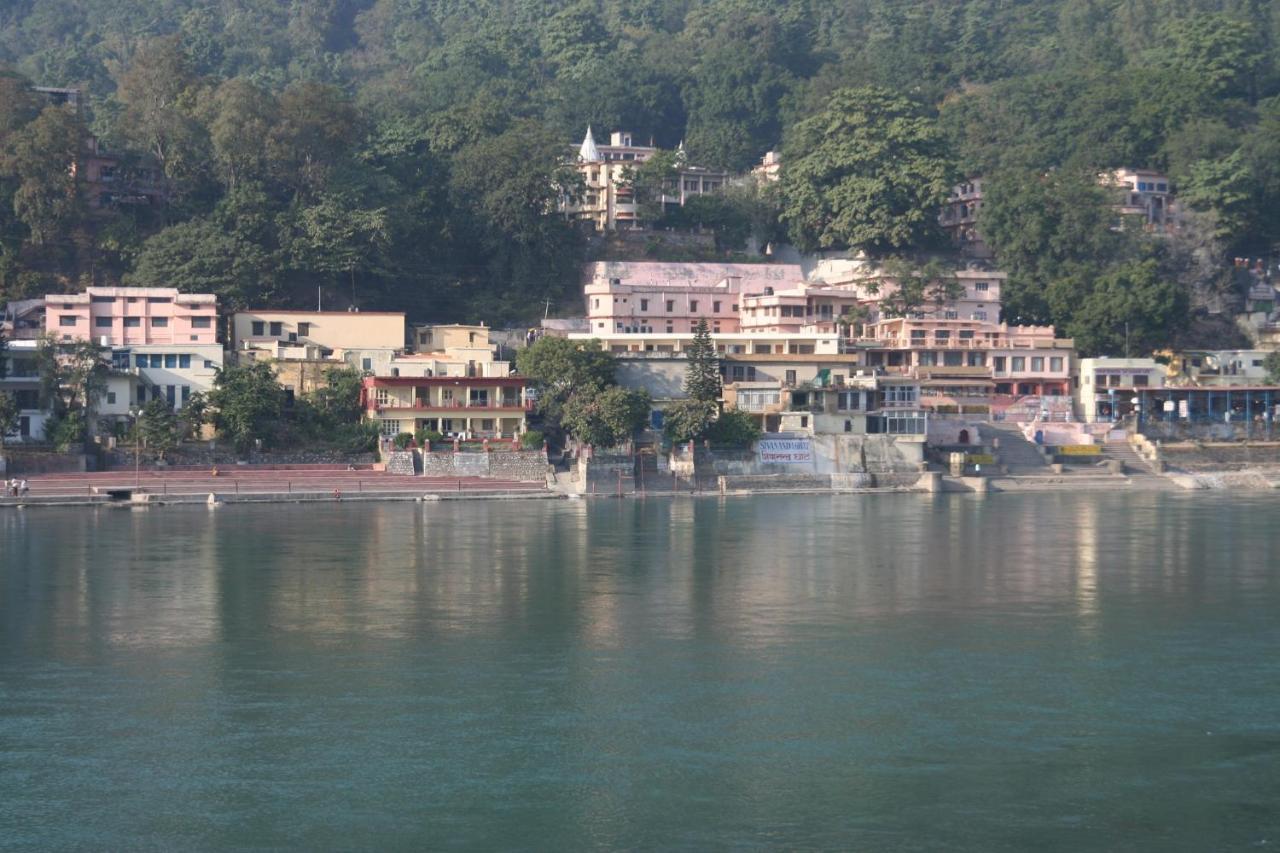 H7 Stay On The Ganges, Yoga & Spa Resort, רישיקש מראה חיצוני תמונה