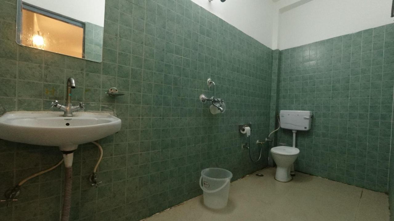 H7 Stay On The Ganges, Yoga & Spa Resort, רישיקש מראה חיצוני תמונה